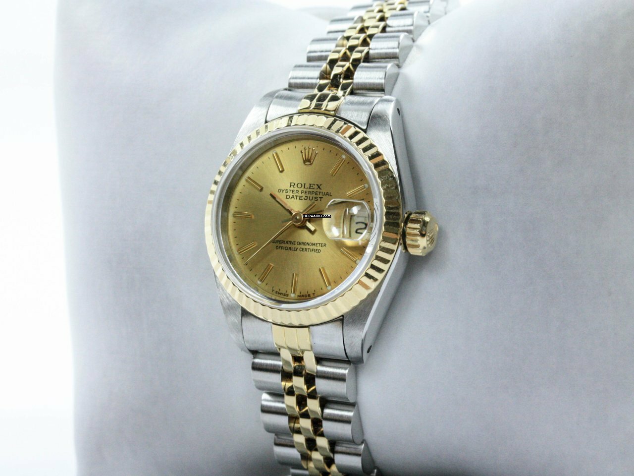 watches-311942-26511716-5lhyzs984cbr3vyz5c6whzfd-ExtraLarge.jpg