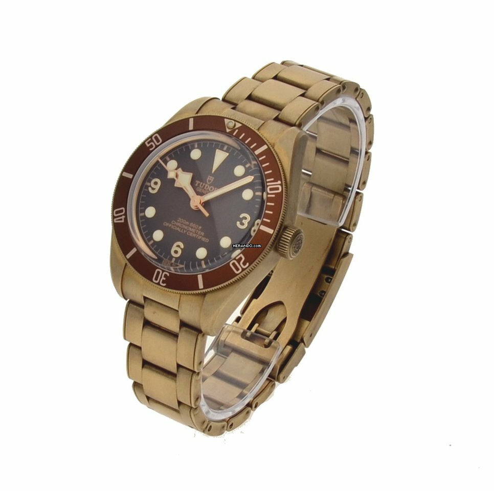 watches-312210-26554791-7s2pf0x355gysxtvk96pwp9e-ExtraLarge.jpg