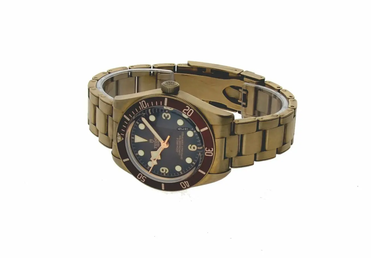 watches-312210-26554791-o4kqxsh2mbt5sabffsl6m0dn-ExtraLarge.webp