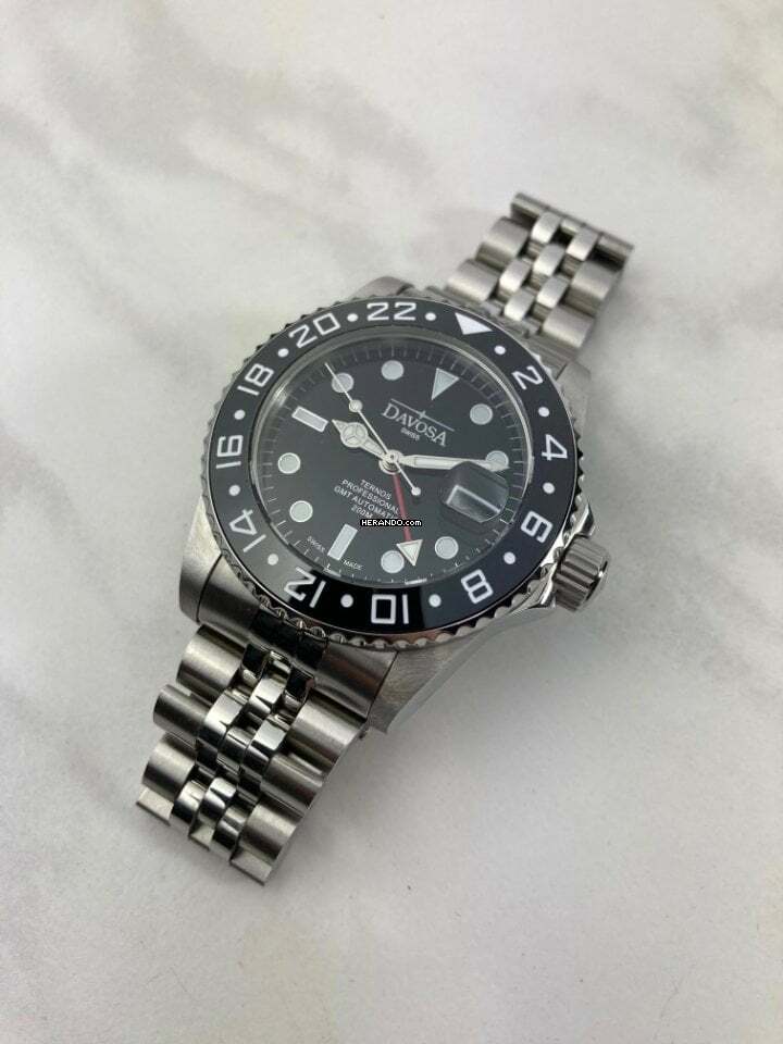 watches-312775-26645948-v2mcd9ex7f0iz71bx8hrkmdd-ExtraLarge.jpg