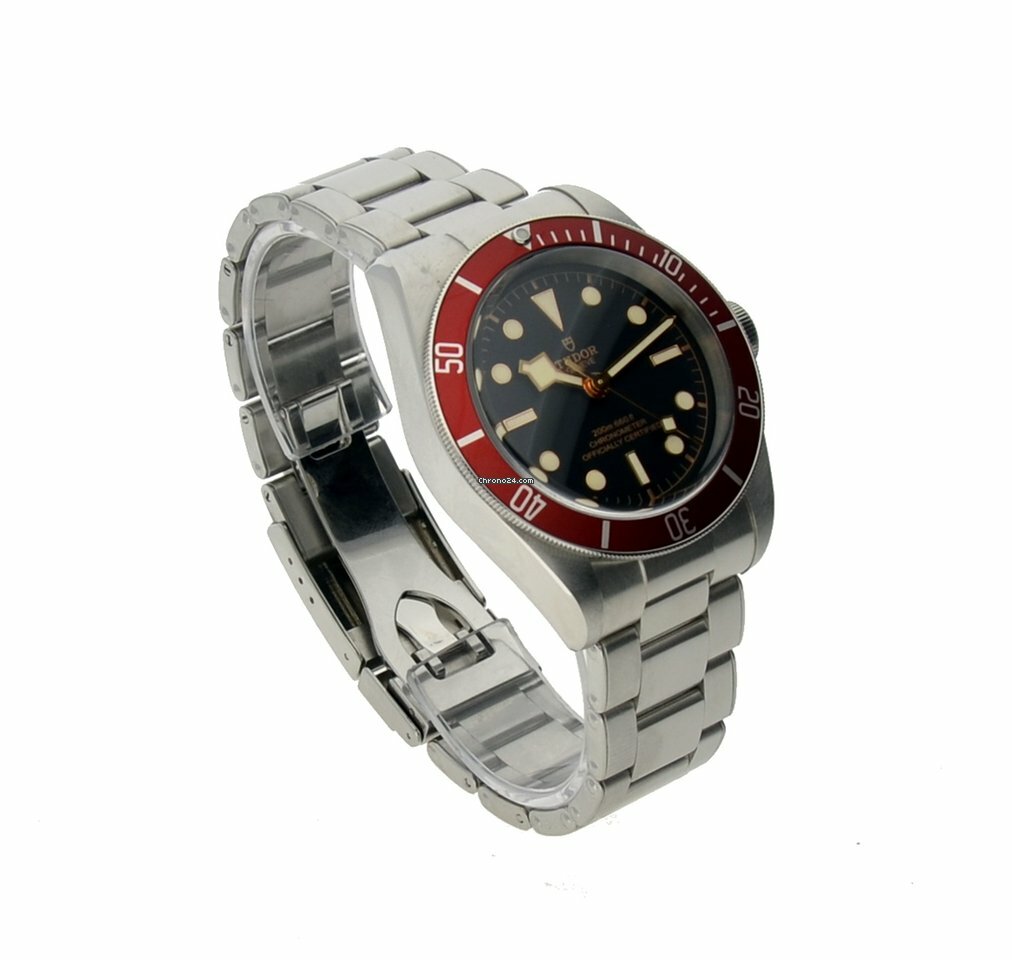 watches-313287-26724525-02rexqeen3wzq2tf495jxt21-ExtraLarge.jpg