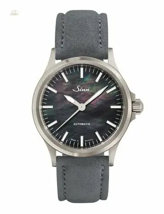 watches-317106-sinn-556-i-perlmutt-s.webp