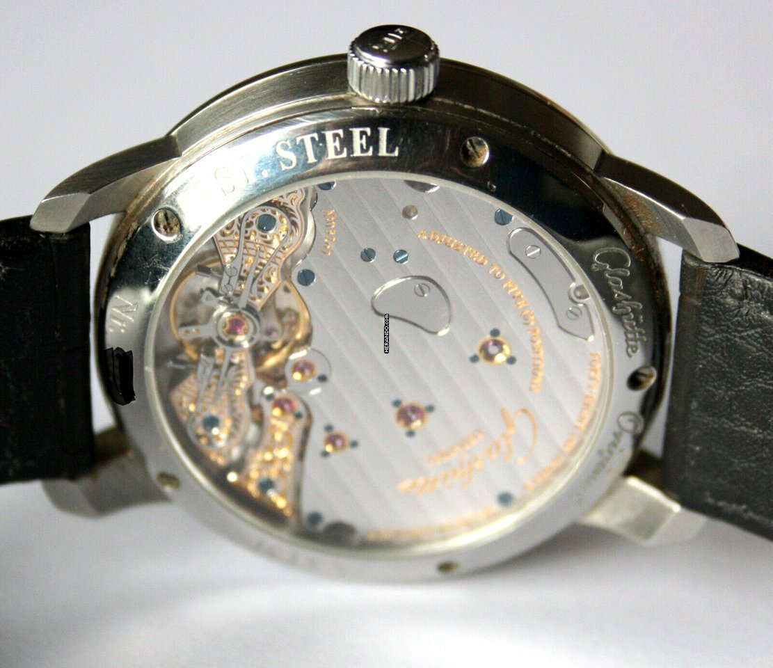 watches-321210-27524591-sh019fegg3yl8n8i99knc8rm-ExtraLarge.jpg