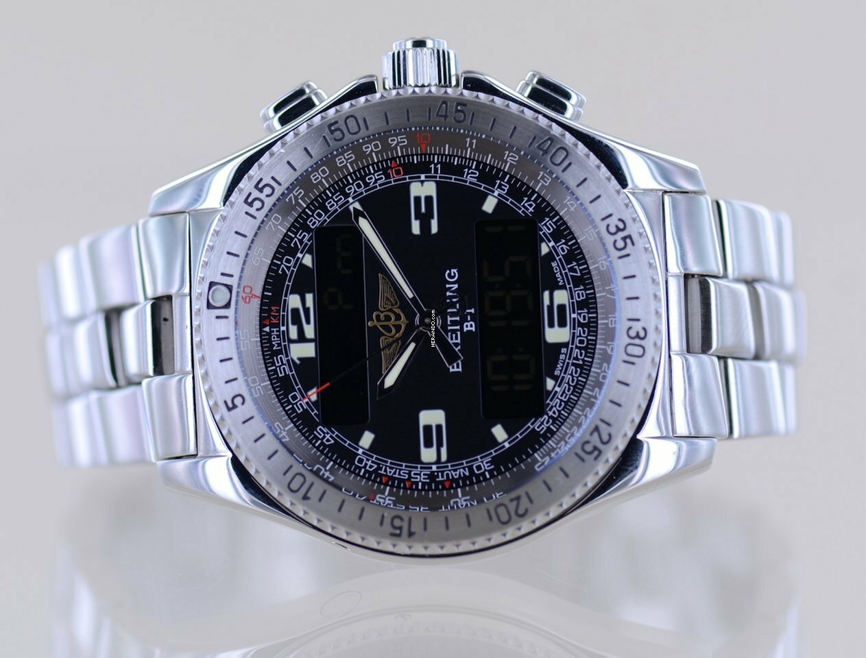 watches-321872-27620118-ni9675fbt8jl0oabsc8132vi-ExtraLarge.jpg