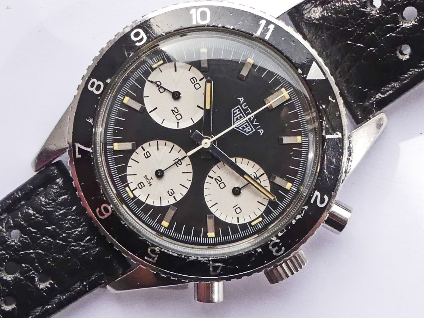 watches-322610-Heuer-Autavia-Ref.-2446H_10.jpg