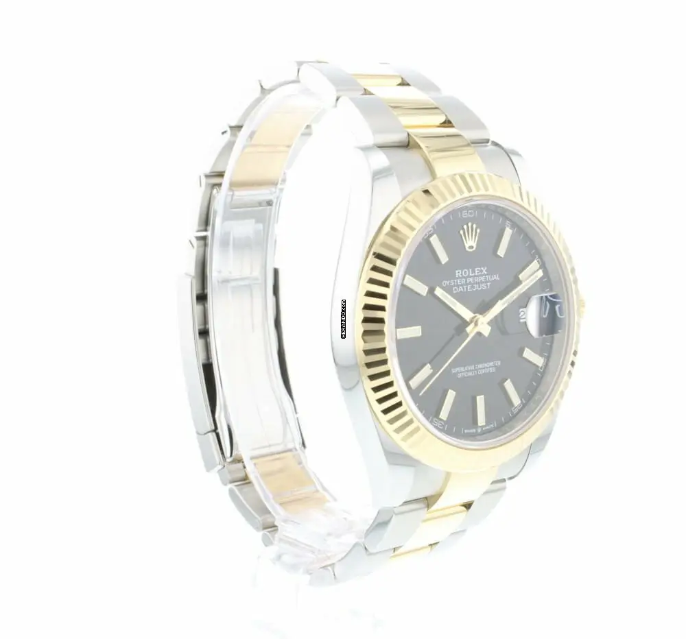 watches-327174-28275385-rnyqot6kg3cr1aez0m22xwvy-ExtraLarge.webp