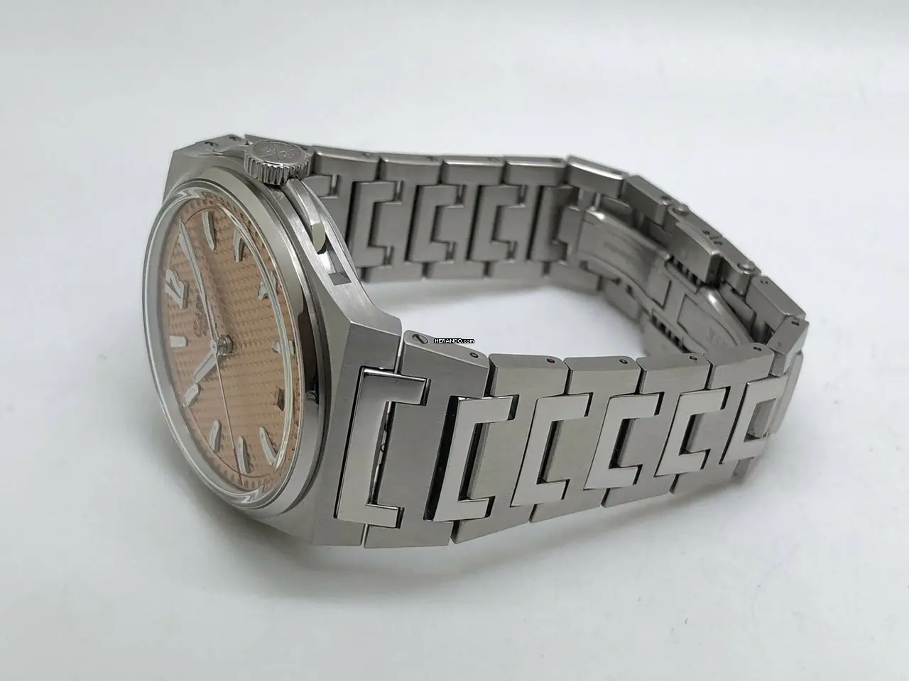 watches-328399-28411407-tixn5s6w3wmgatrpmctdj1b1-ExtraLarge.webp