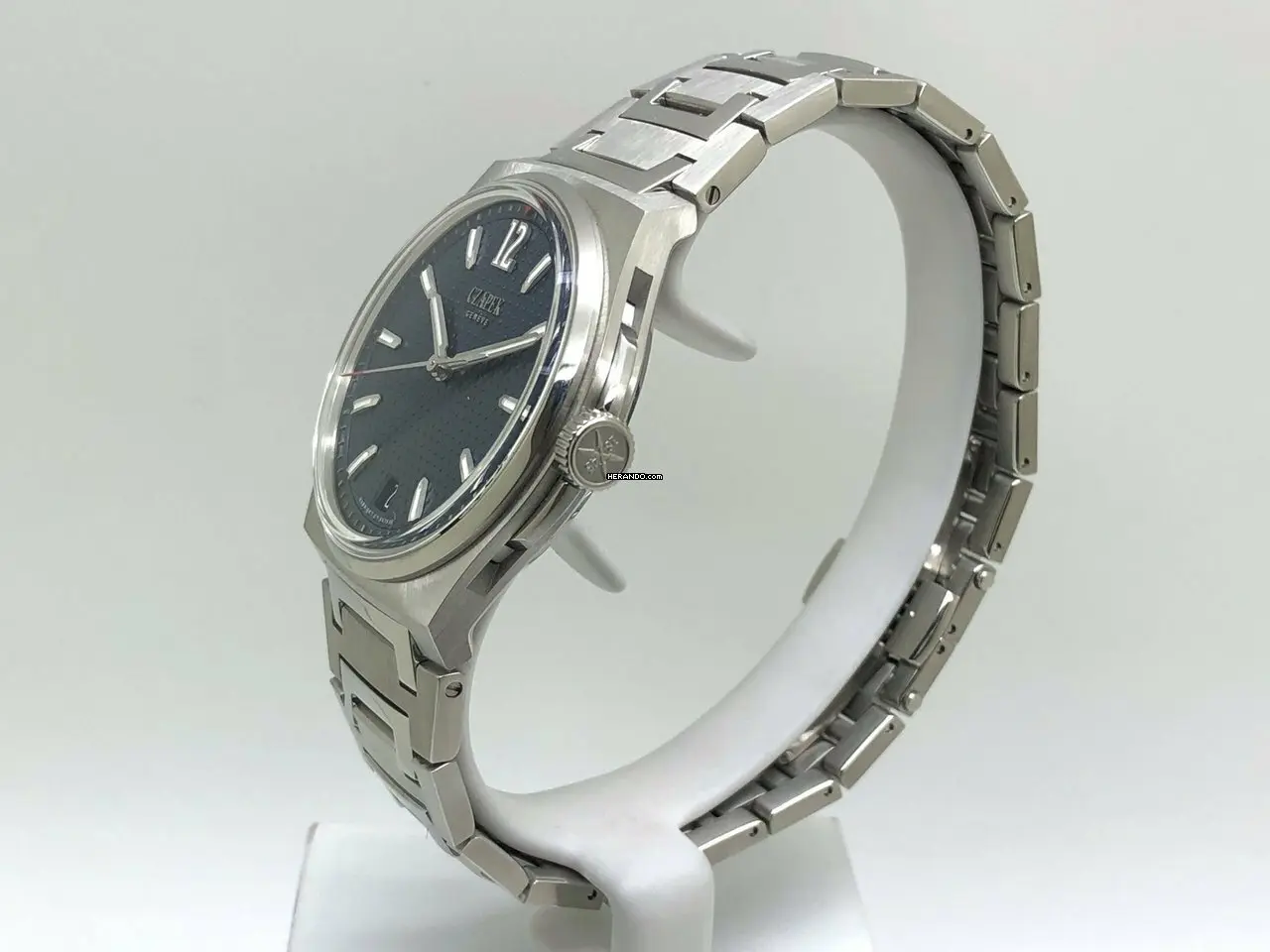 watches-328400-28411406-8l1pl1ulaw0yi7tforge4te1-ExtraLarge.webp