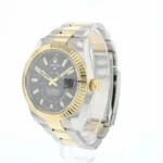 watches-329037-28464117-e3hh3xwnfk384iy31hc38sps-ExtraLarge.webp