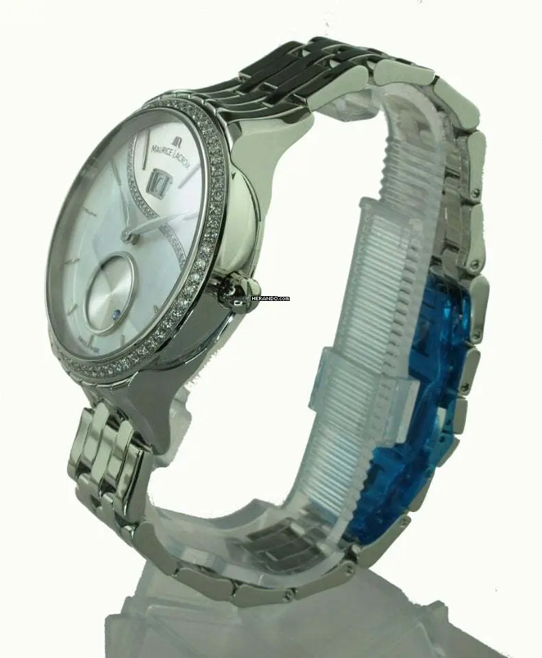 watches-60684-8095615-l1sf3a2arg81sd7lnikye61k-ExtraLarge.webp