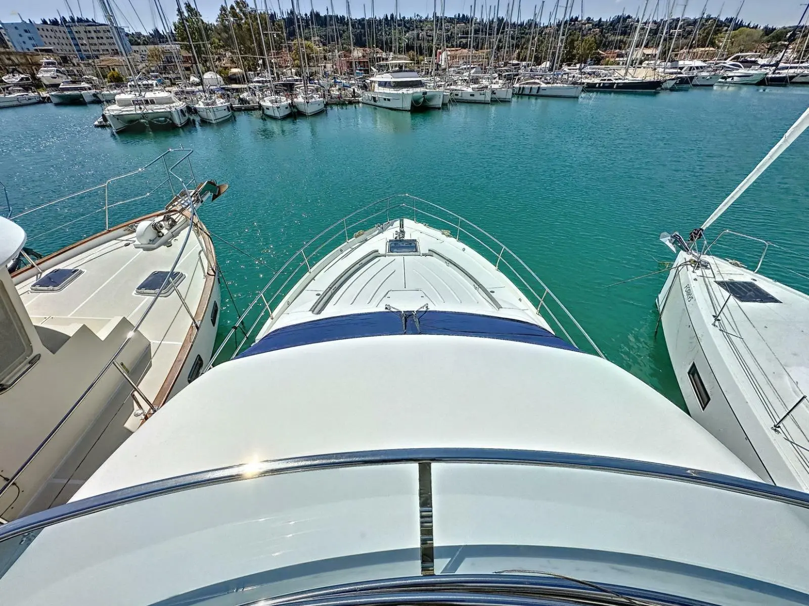 yachts-100389-384330_6.webp