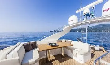 yachts-1166-455_file_016.webp