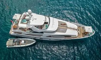 yachts-1168-457_file.webp