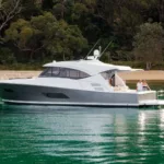 This 2020 54" Riviera 545 SUV for Sale- SYS Yacht Sales