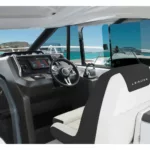 Jeanneau Leader 36 diesel sports cruiser - helm position