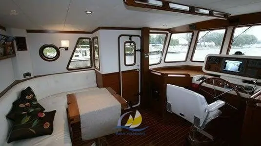 yachts-84400-d0ef2431-51ca-46c0-a003-1473d2156c65-2048.webp