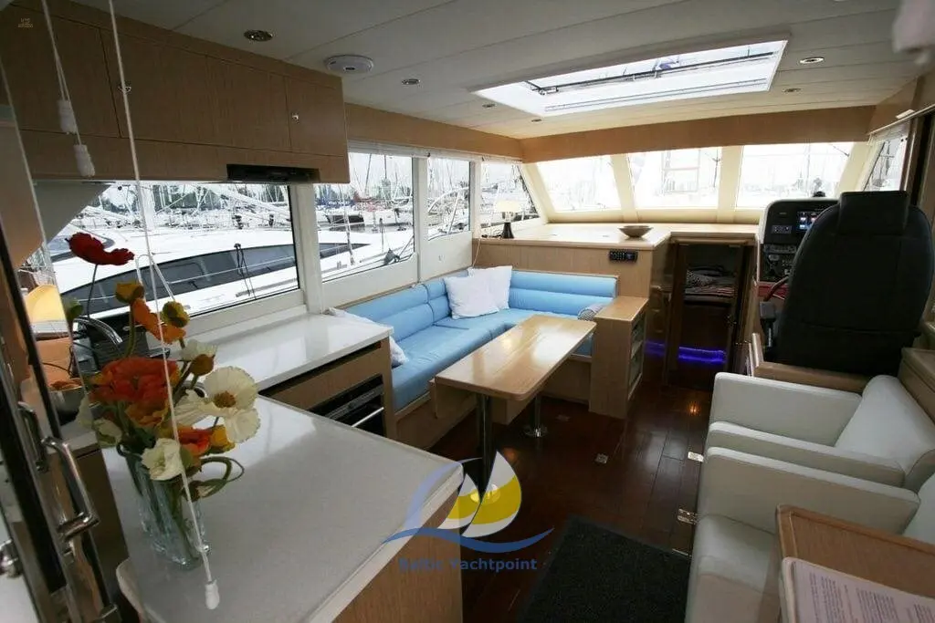 yachts-84403-75062e9e-5745-42b6-9fb2-73a5f62259b7-2048.webp