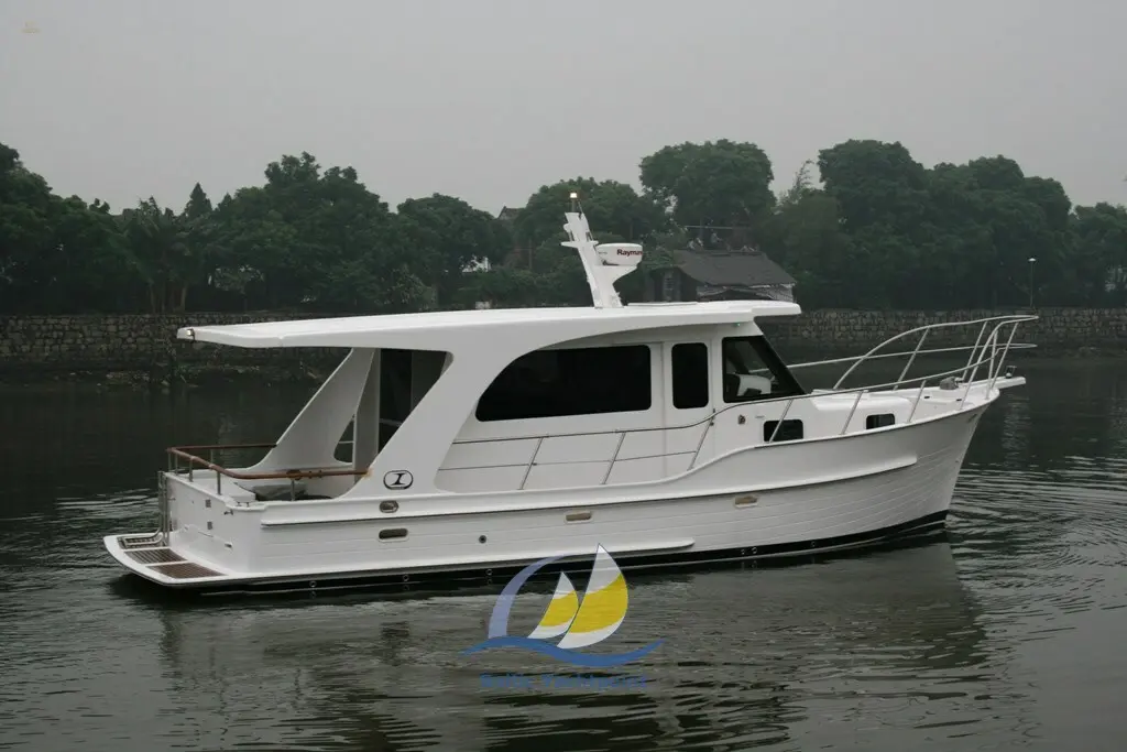 yachts-84417-326d810f-e4a4-4a47-b906-13a940783baa-2048.webp