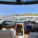 Sunseeker San Remo - Cockpit