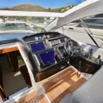 Sunseeker San Remo - Cockpit