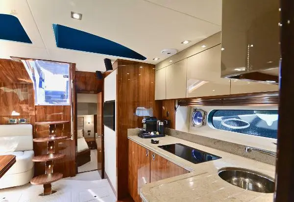 Sunseeker San Remo - Galley