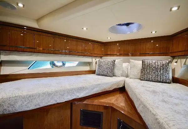 Sunseeker San Remo - VIP Cabin