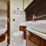 Sunseeker San Remo - En Suite