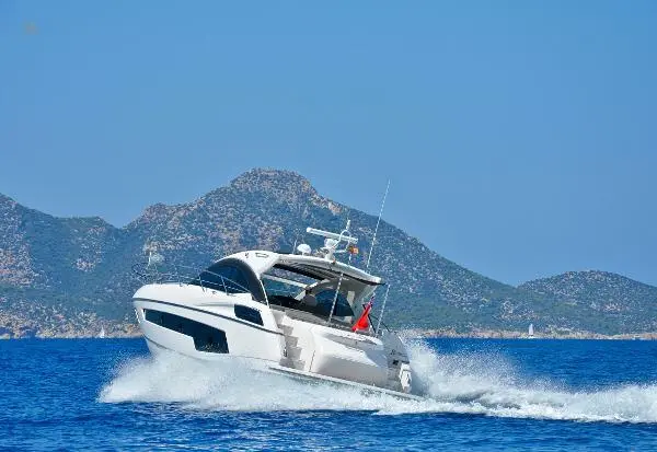 Sunseeker San Remo