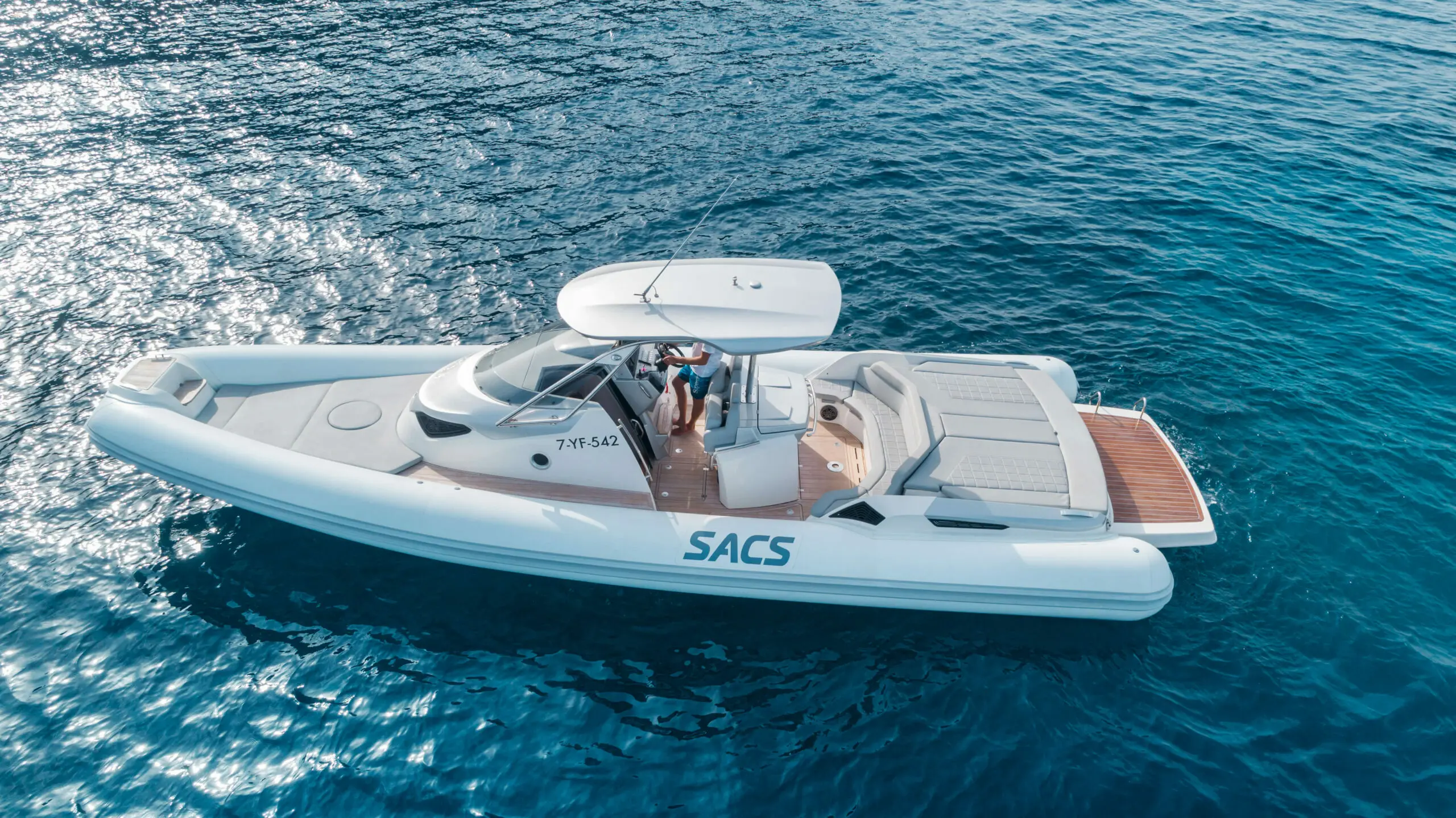 Sacs-Strider-11-RIB-motor-yacht-for-sale-Lengers-Yachts-23-scaled.jpg