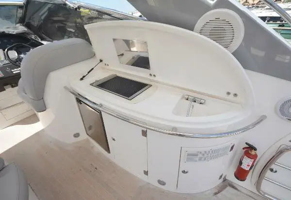 Sunseeker Portofino 46