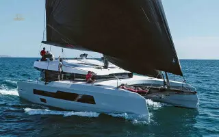 yachts-89895-Fs_cA4833Ti-21675132-1-270722115422.webp