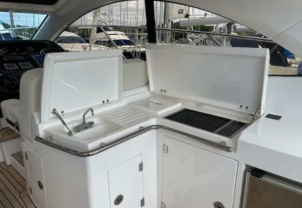 Sunseeker Portofino 48