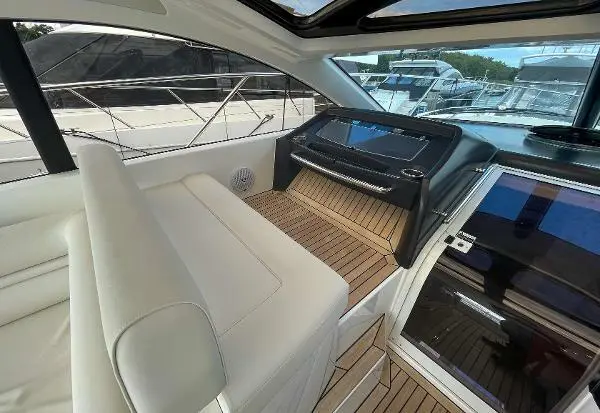 Sunseeker Portofino 48