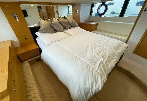 Sunseeker Portofino 48