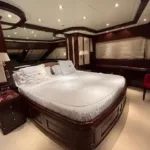 Benetti 100