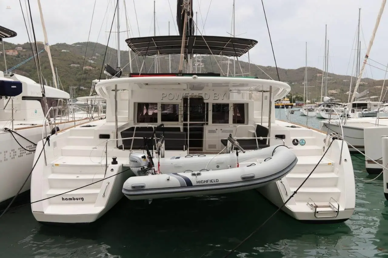 Lagoon 450 Catamaran - Stern