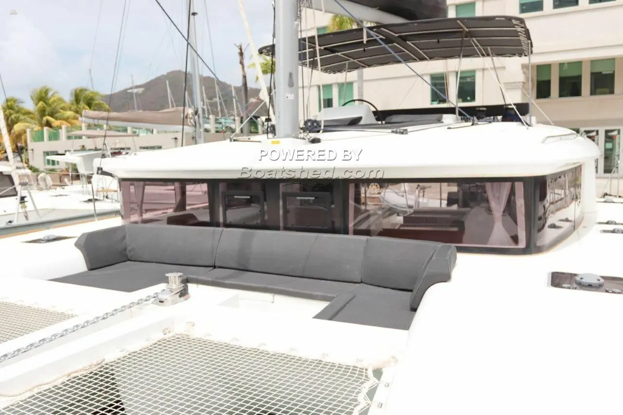 Lagoon 450 Catamaran - Coachroof/Wheelhouse