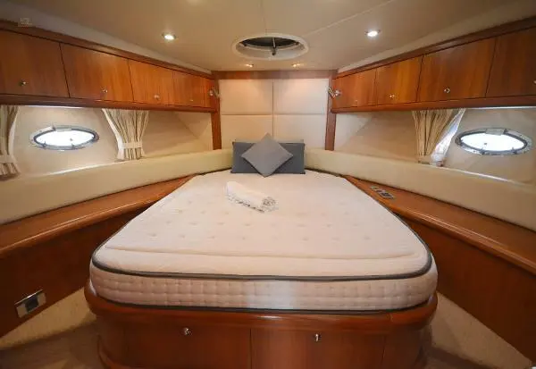 Sunseeker Portofino 46 - Master Cabin