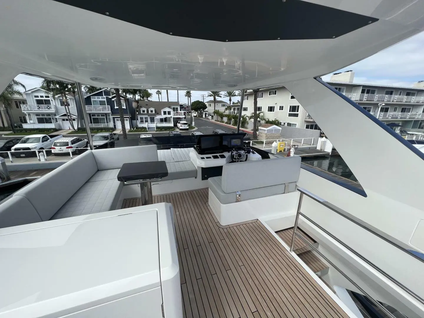 yachts-94835-363613_7.webp