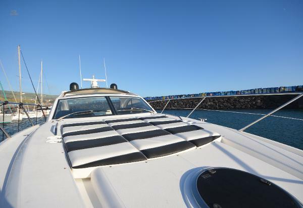 Sunseeker Portofino 48