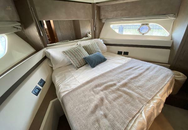 Ferretti Yachts 550 - VIP Cabin