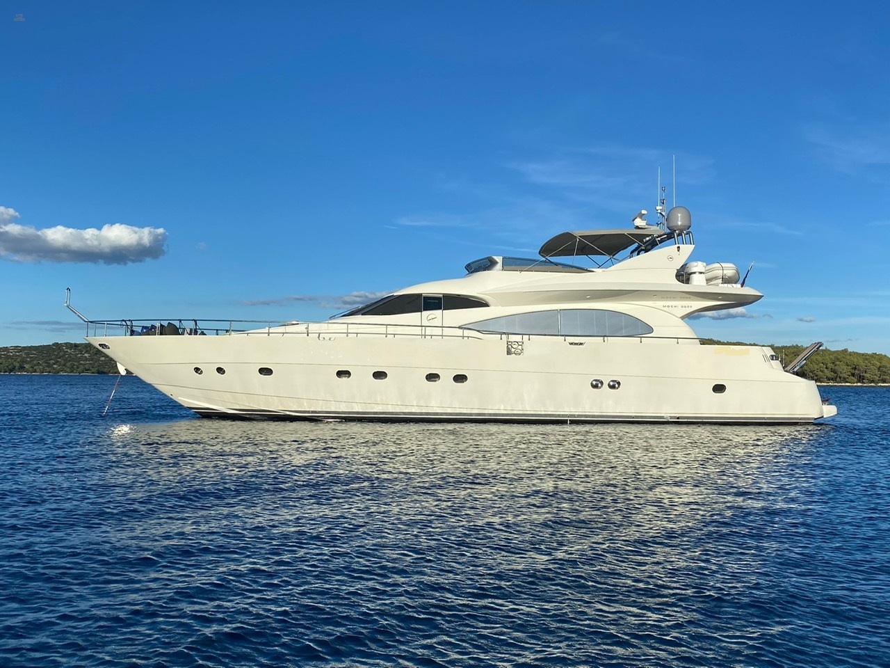 yachts-97447-s201839_2.jpg