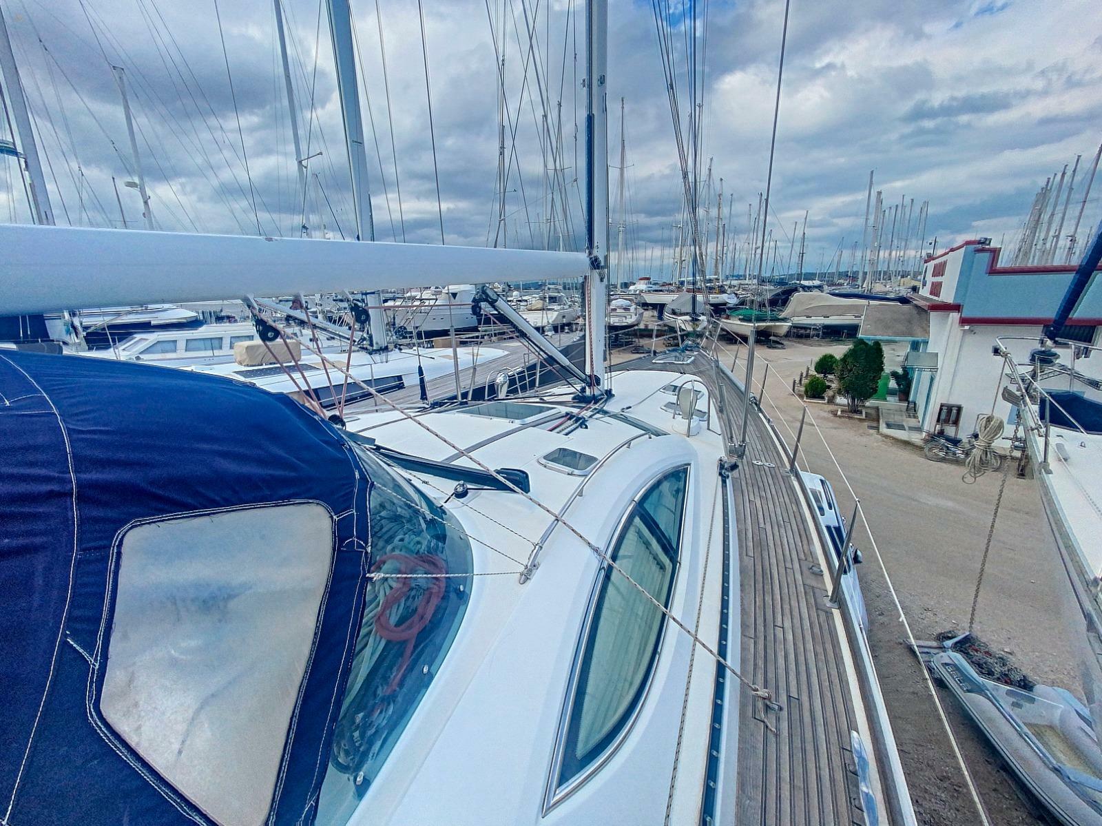 yachts-98117-377796_8.jpg