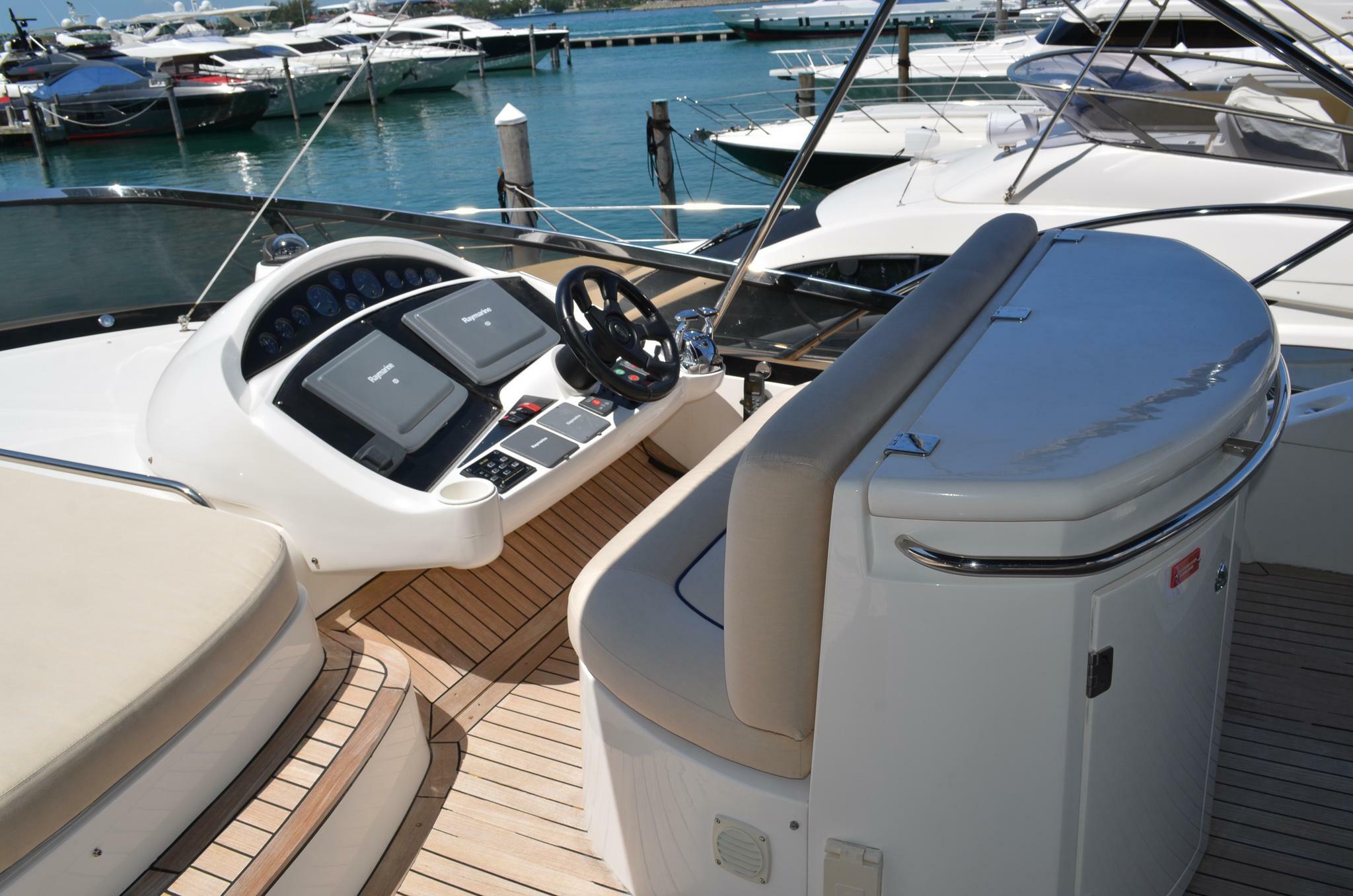 yachts-98412-378980_14.jpg