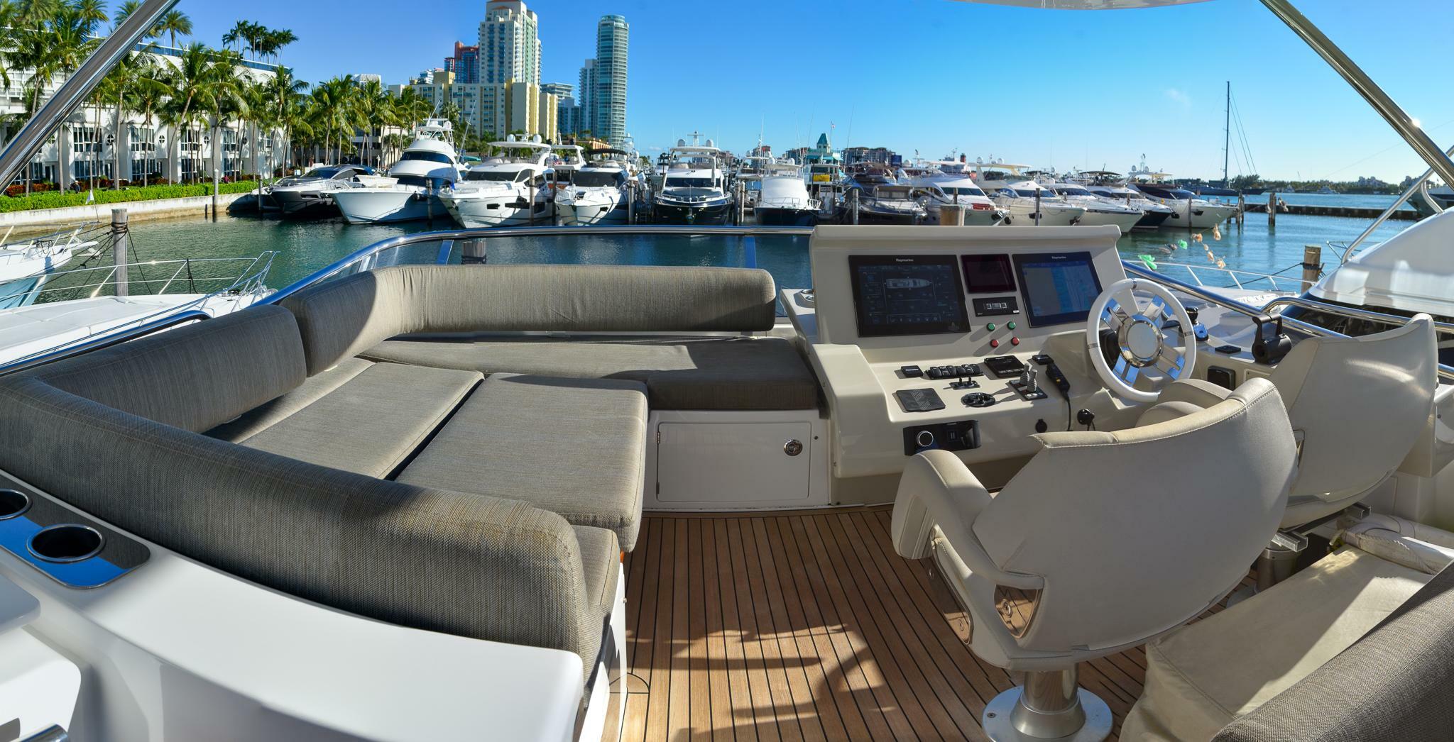 yachts-98413-378981_24.jpg