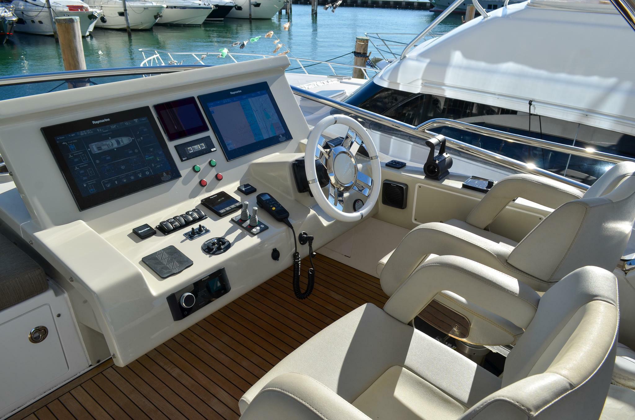 yachts-98413-378981_25.jpg