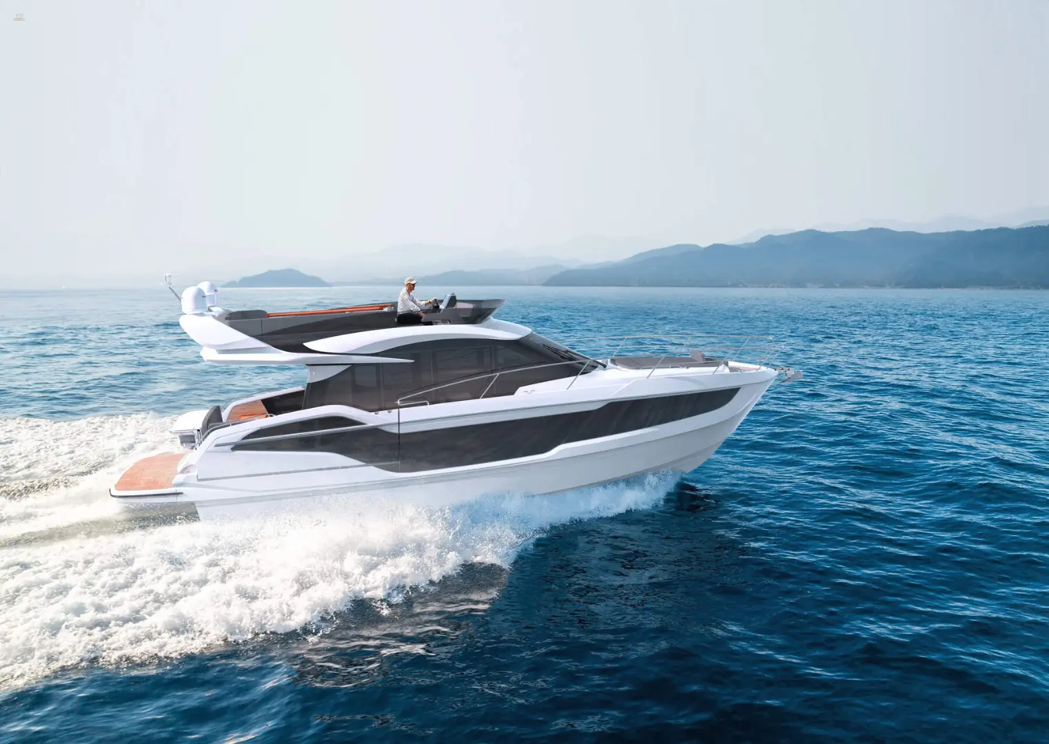 yachts-99367-gal440_3_4.webp