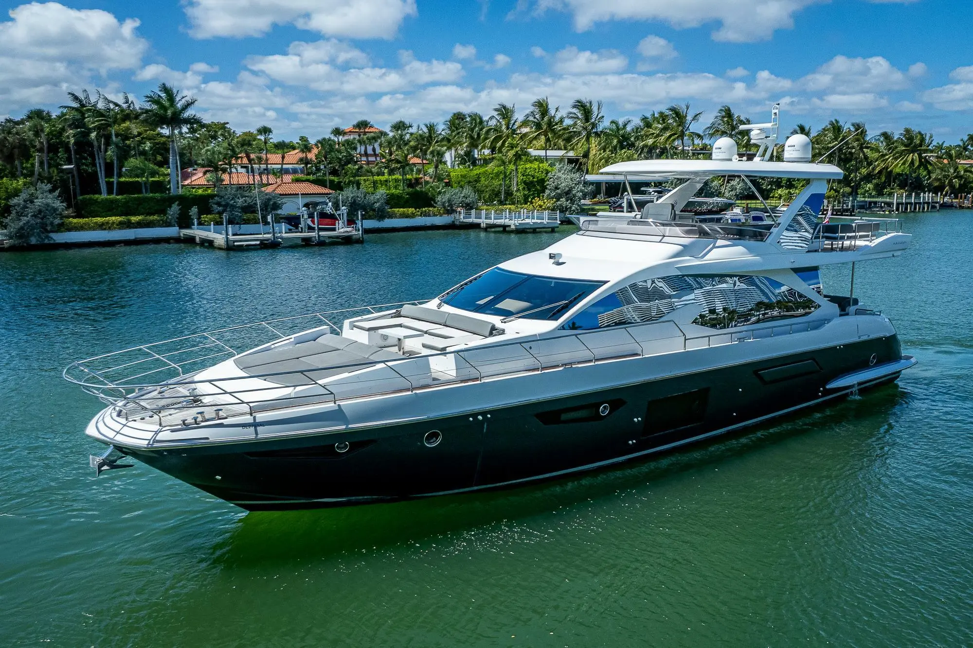 yachts-99548-381650_1.webp