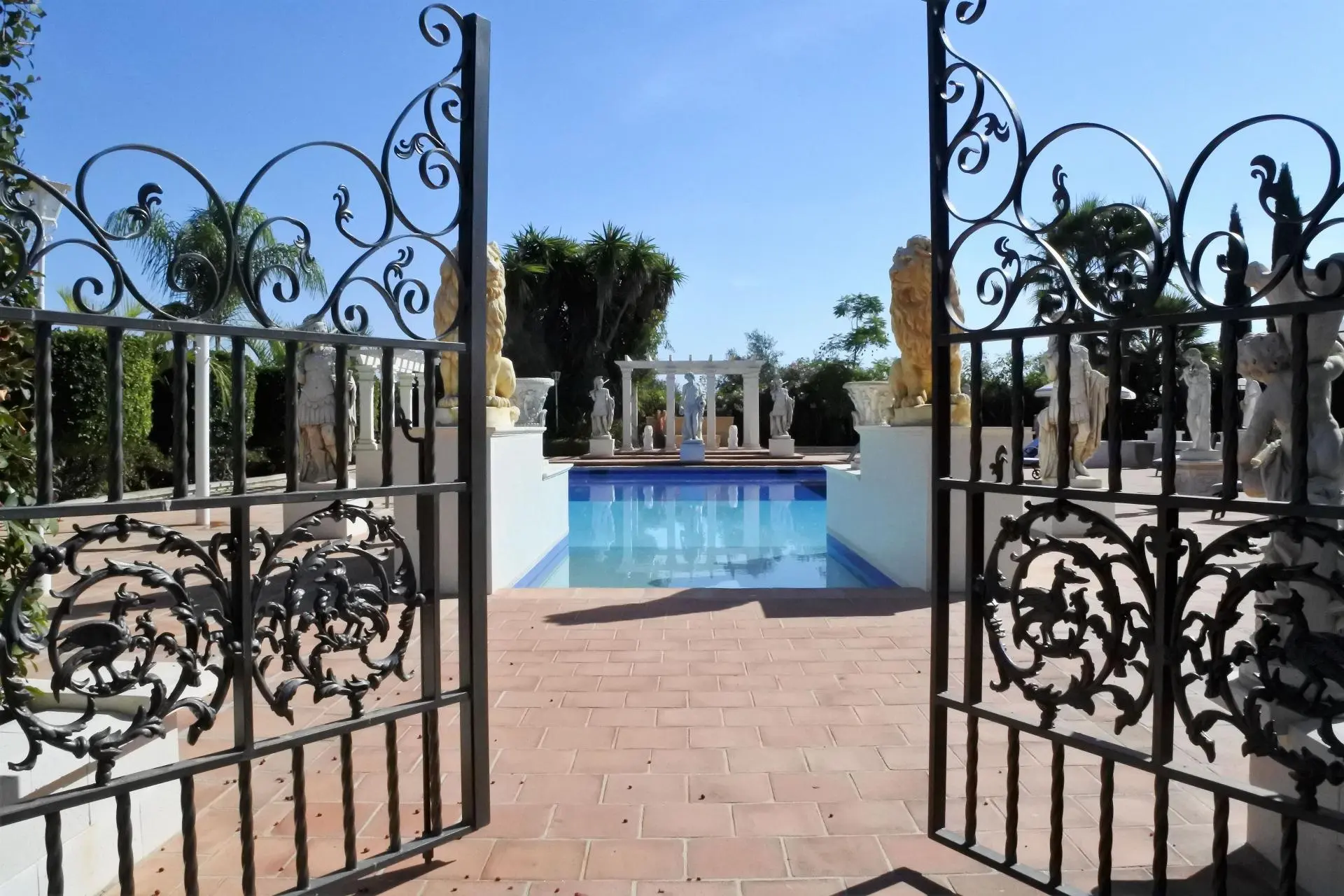 properties-24560-country-house-for-sale-in-alhaurn-el-grande-50.webp