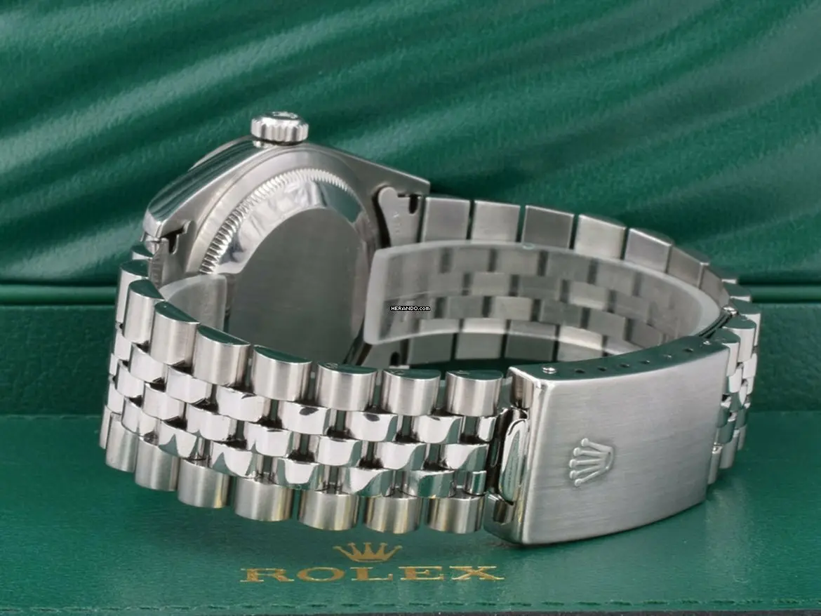 watches-325607-28084908-dozn5u95v31itkt8dorkz4z0-ExtraLarge.webp